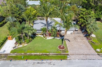 1281 SW Nikoma St, Palm City, FL 34990