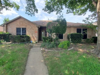 4109 Crystal Ln, Garland, TX 75043
