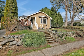4110 SW Raymond St, Seattle, WA 98136