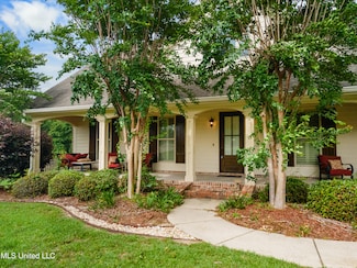 18523 Pecan Ln, Saucier, MS 39574