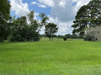 112 Shore Front Dr, Circle D-Kc Estates, TX 78602