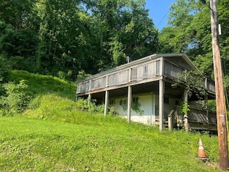1811 Rayhill Dr, Charleston, WV 25387