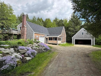 220 Foggs Ridge Rd, Ossipee, NH 03864