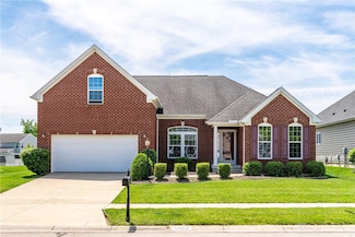 5068 Meadowview St, Tipp City, OH 45371