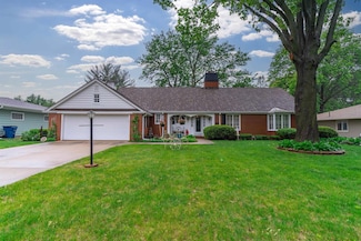 816 Sunrise Blvd, Waterloo, IA 50701
