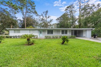 1145 NE 20th Place, Gainesville, FL 32609
