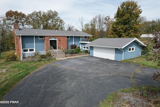 25 Intervale Rd, Honesdale, PA 18431