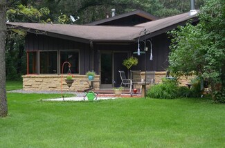 S12719 Pearl Rd, Spring Green, WI 53588