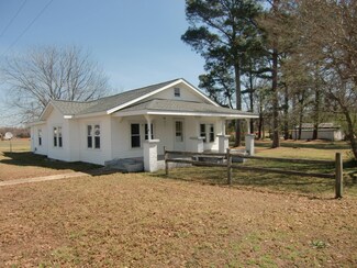63 J And j Ln, Dunn, NC 28334