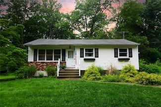 76 All Angels Hill Rd, Wappingers Falls, NY 12590