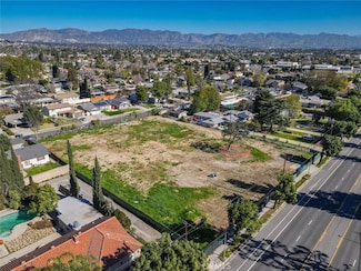 17559 Devonshire St, Northridge, CA 91325