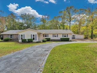 151 Lancewood Cir, Lufkin, TX 75904