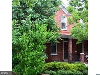 1115 W 8th St, Wilmington, DE 19806