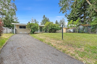 11807 96th Ave SW, Lakewood, WA 98498