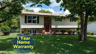 7712 S Whispering Oak Cir, Powell, TN 37849