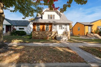 949 Otto Ave, Saint Paul, MN 55102