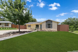 12202 Hollow Glen, Live Oak, TX 78233