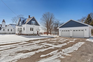 112 1st St N, Nerstrand, MN 55053