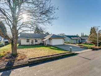 311 NW 132nd St, Vancouver, WA 98685
