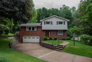 304 Edgewood Dr, Turtle Creek, PA 15145
