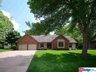 3505 S 95th St, Omaha, NE 68124