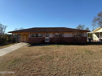 3339 Markwood Dr, Macon, GA 31206