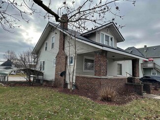 1210 E Center St, Warsaw, IN 46580