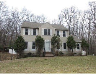 1 Natasha Cir, Methuen, MA 01844