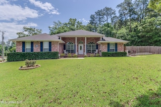 990 Kahana St, Diamondhead, MS 39525