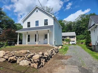 30 Hamilton Ave, Sloatsburg, NY 10974