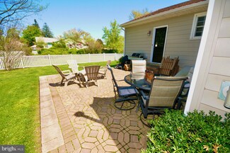 401 Oak St, Florence, NJ 08518