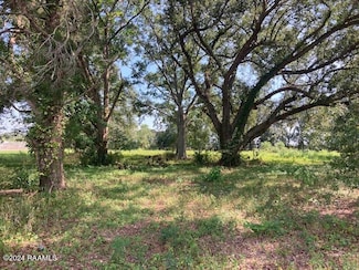2 Rena Rd, Eunice, LA 70535