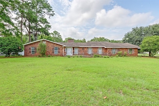372 Graceland Dr, Geneva, AL 36340