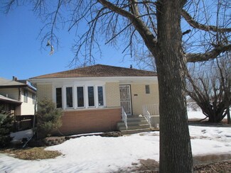 4625 Wisconsin Ave, Berwyn, IL 60402