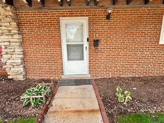 1915 Whitechapel Dr Unit 1A, Mount Prospect, IL 60056