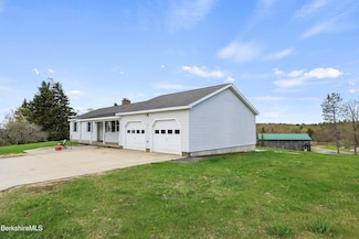 470 Peru Rd, Windsor, MA 01270