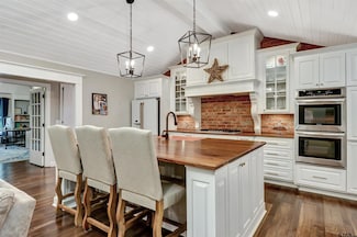 350 Quail Creek Dr, Lufkin, TX 75904
