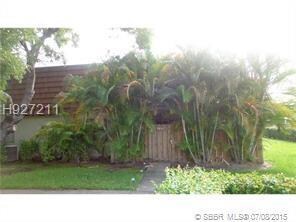 9440 NW 48th St, Sunrise, FL 33351