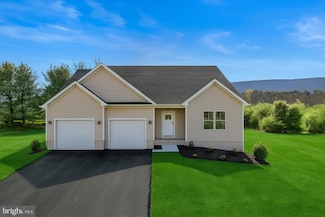 40 Mdg Way, Berkeley Springs, WV 25411