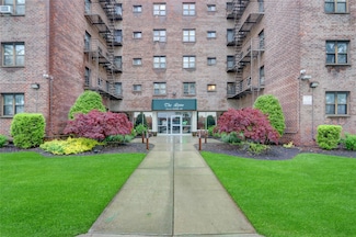 204-15 Foothill Ave Unit B53, Hollis, NY 11423