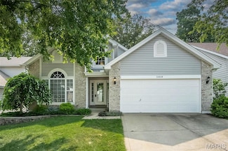 16418 Bayshore Cove Ct, Grover, MO 63040