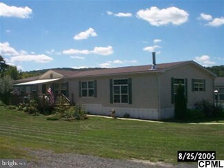 57 Meadowview Dr, New Bloomfield, PA 17068