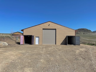 132 Hillview Dr, Plains, MT 59859