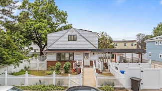130-10 161st St, Jamaica, NY 11434