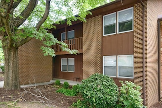 1743 Donlee Dr, Blacksburg, VA 24060