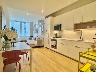 160 Water St Unit 16M, New York, NY 10038