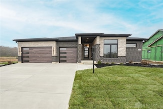 1226 Normandy Rue, Sugarcrk Township, OH 45458