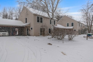 71 Ti Ln, Shelburne, VT 05482