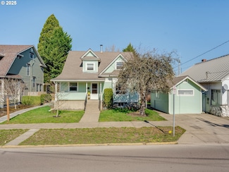 715 NE 5th St, McMinnville, OR 97128
