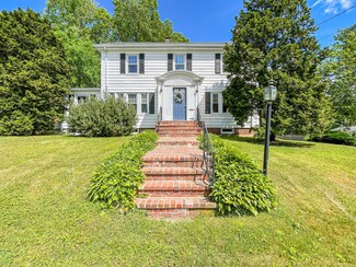 185 Bradley St, Portland, ME 04102